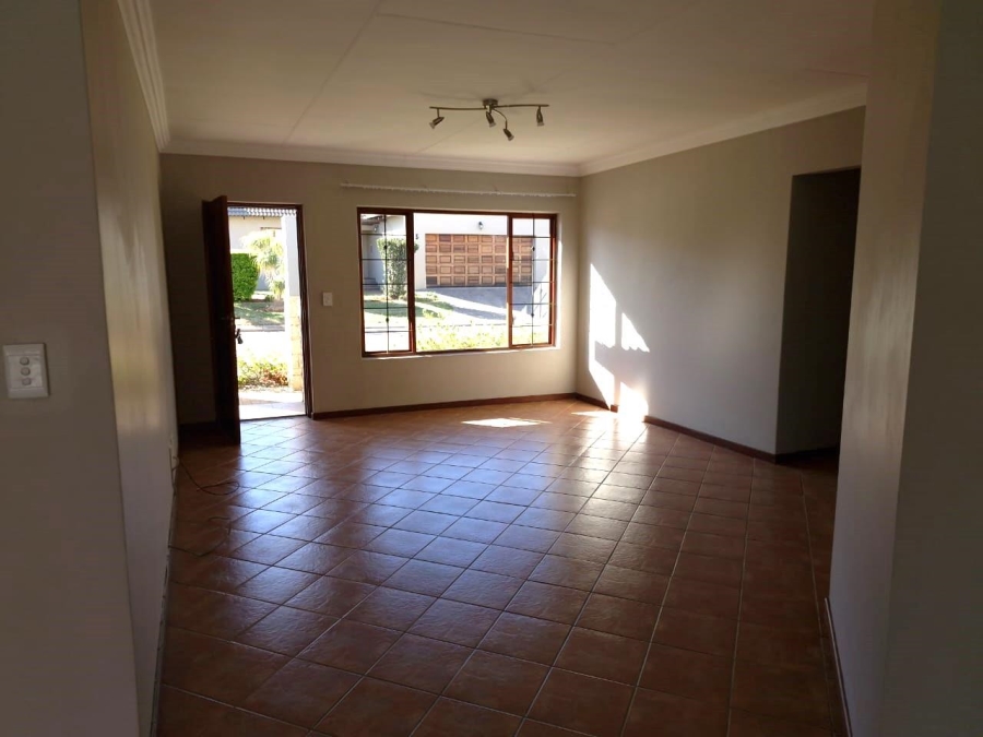 3 Bedroom Property for Sale in Melodie North West